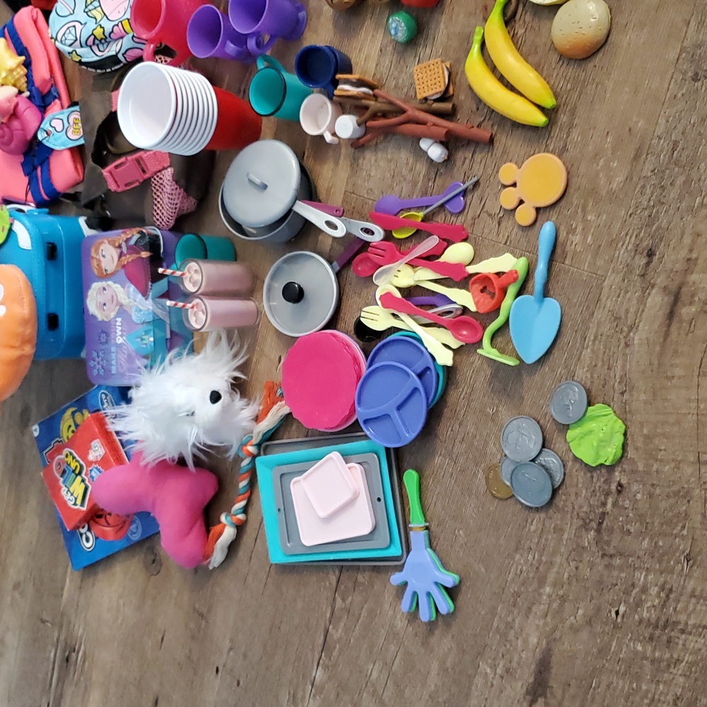 Large Lot Of 18 Inch Doll Accessories - Picture 5 of 7